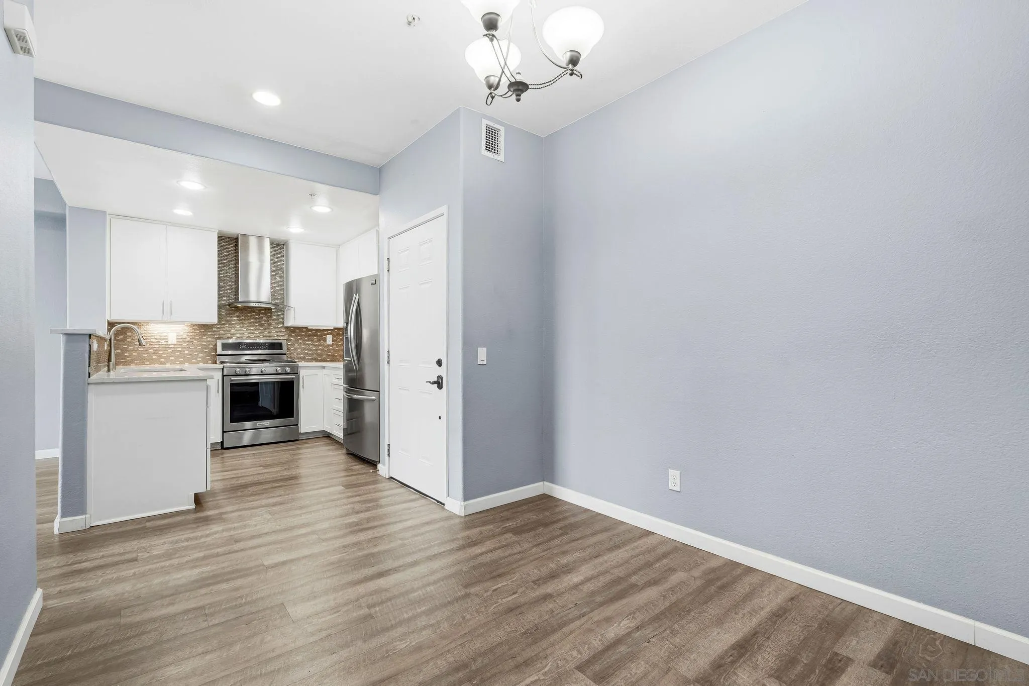 1760 E E Palomar St Unit 313