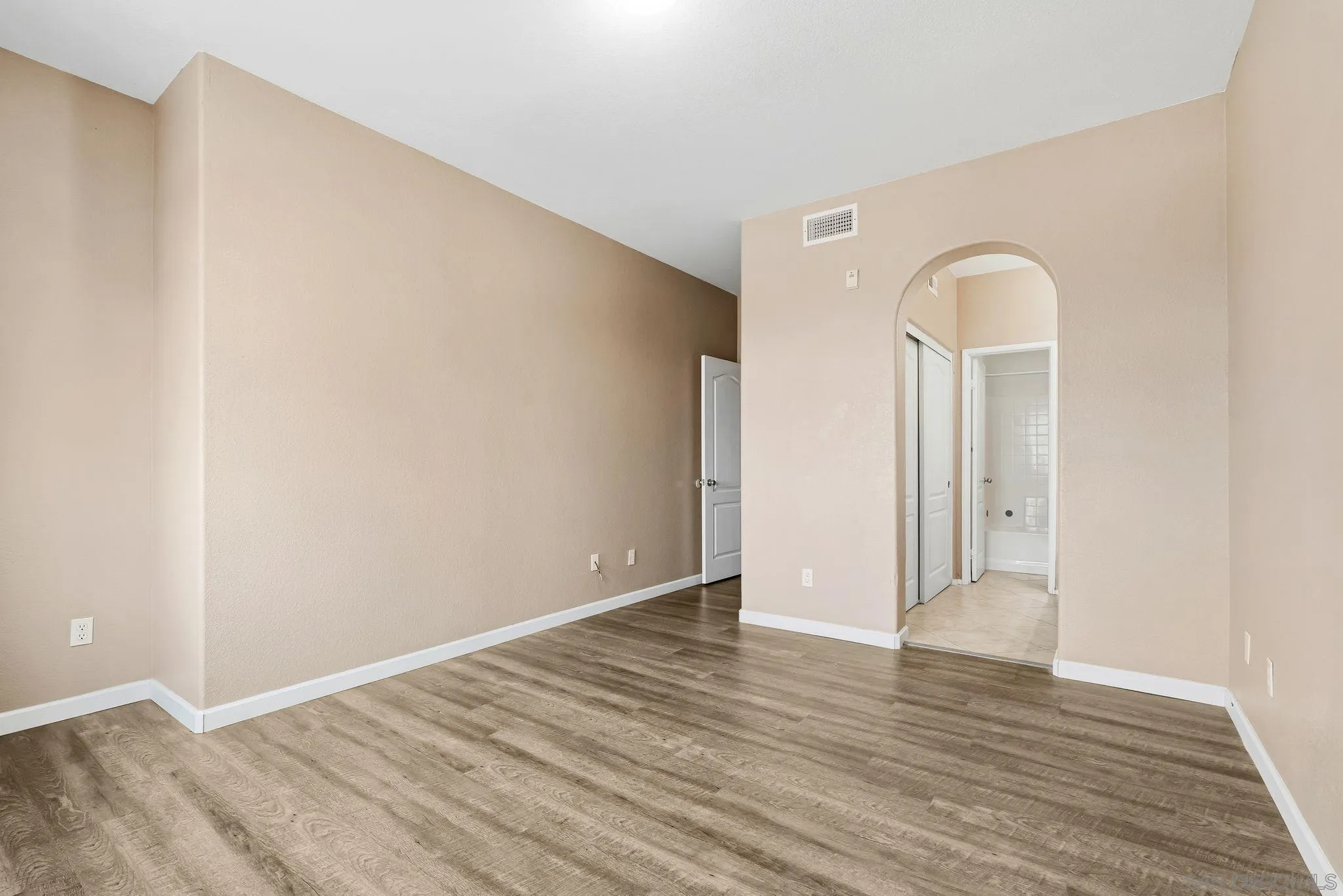 1760 E E Palomar St Unit 313