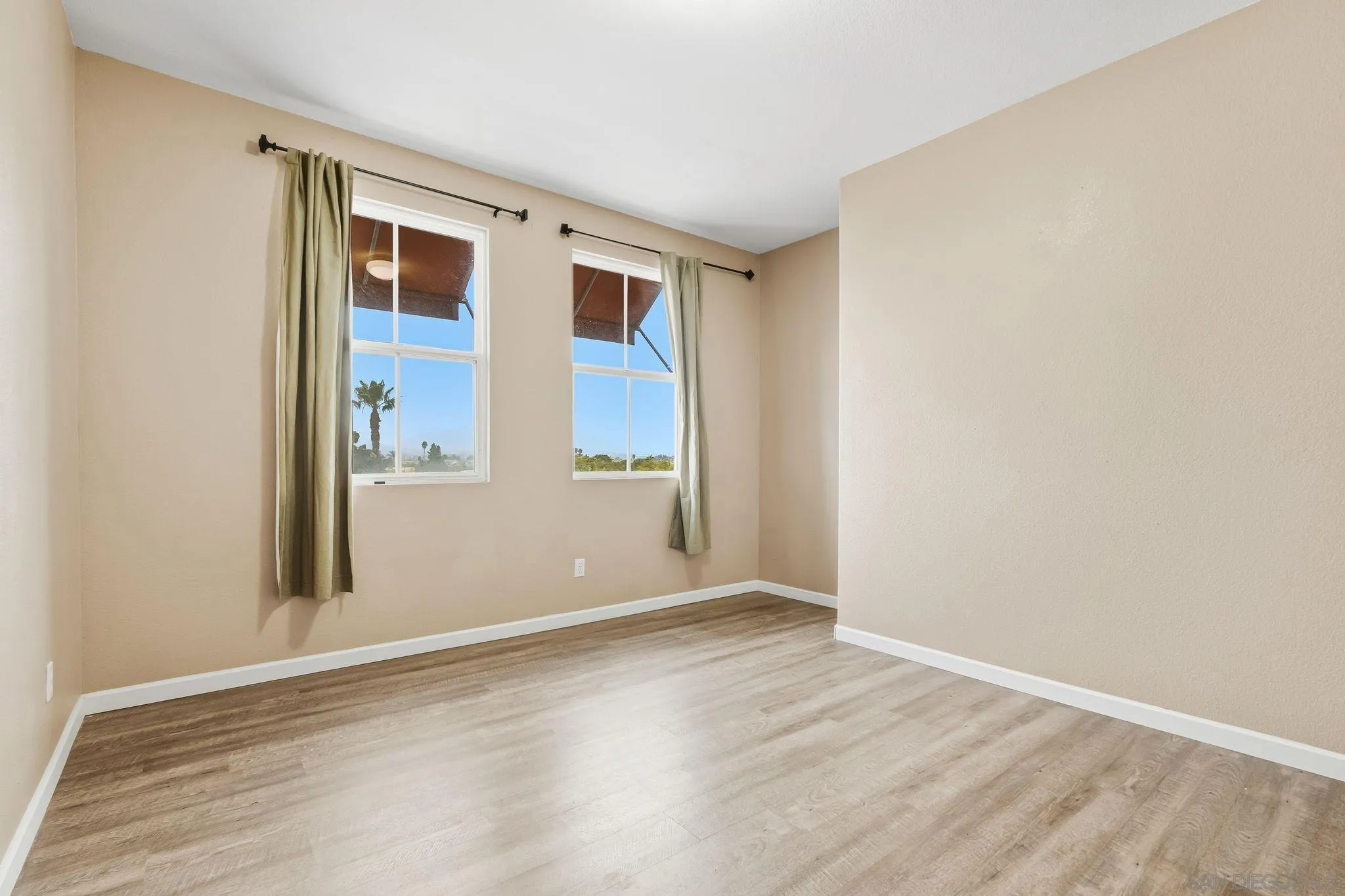 1760 E E Palomar St Unit 313