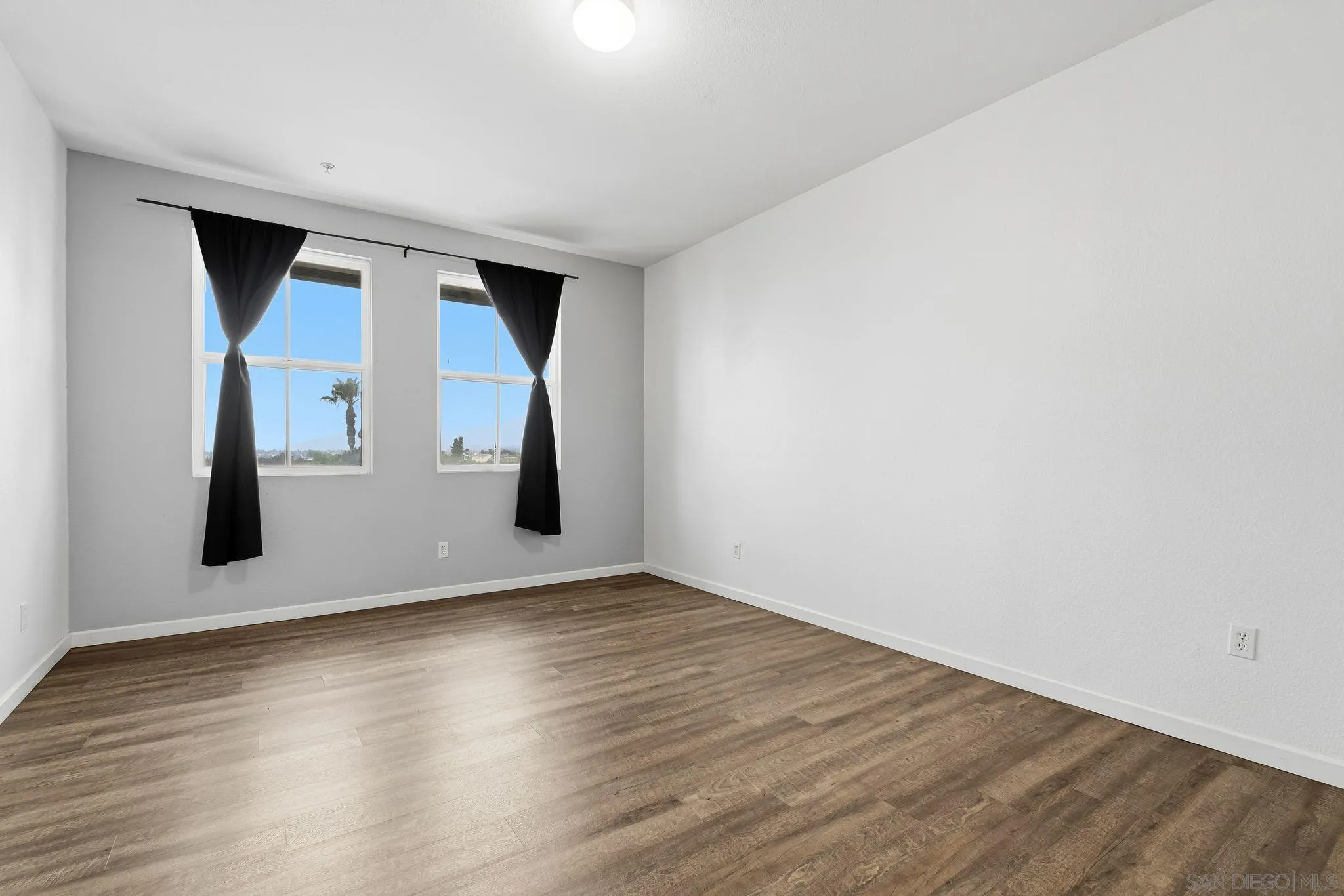 1760 E E Palomar St Unit 313