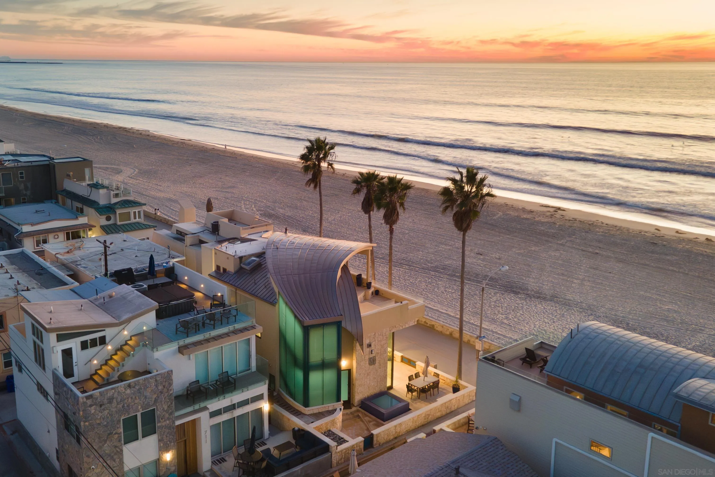 3921 Ocean Front Walk