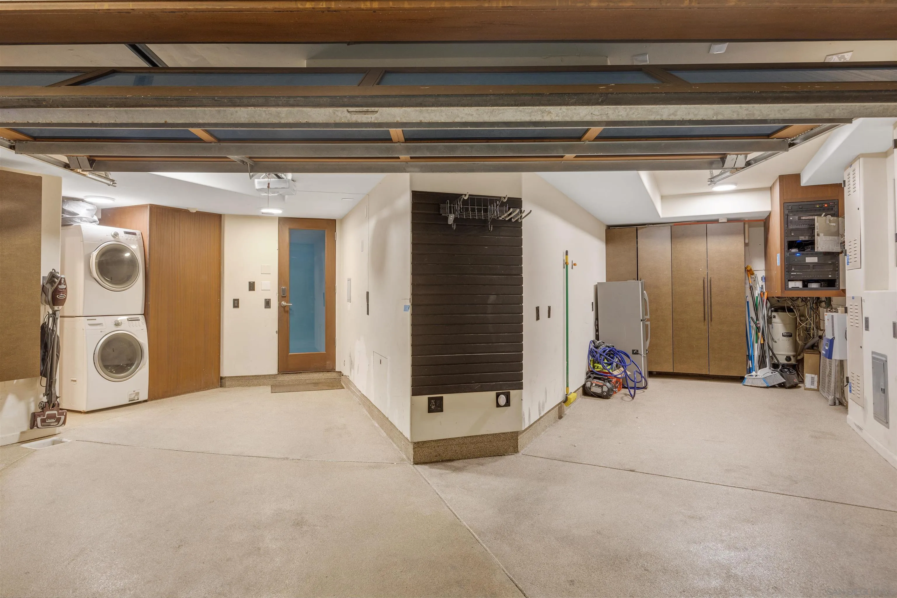 3921 Ocean Front Walk