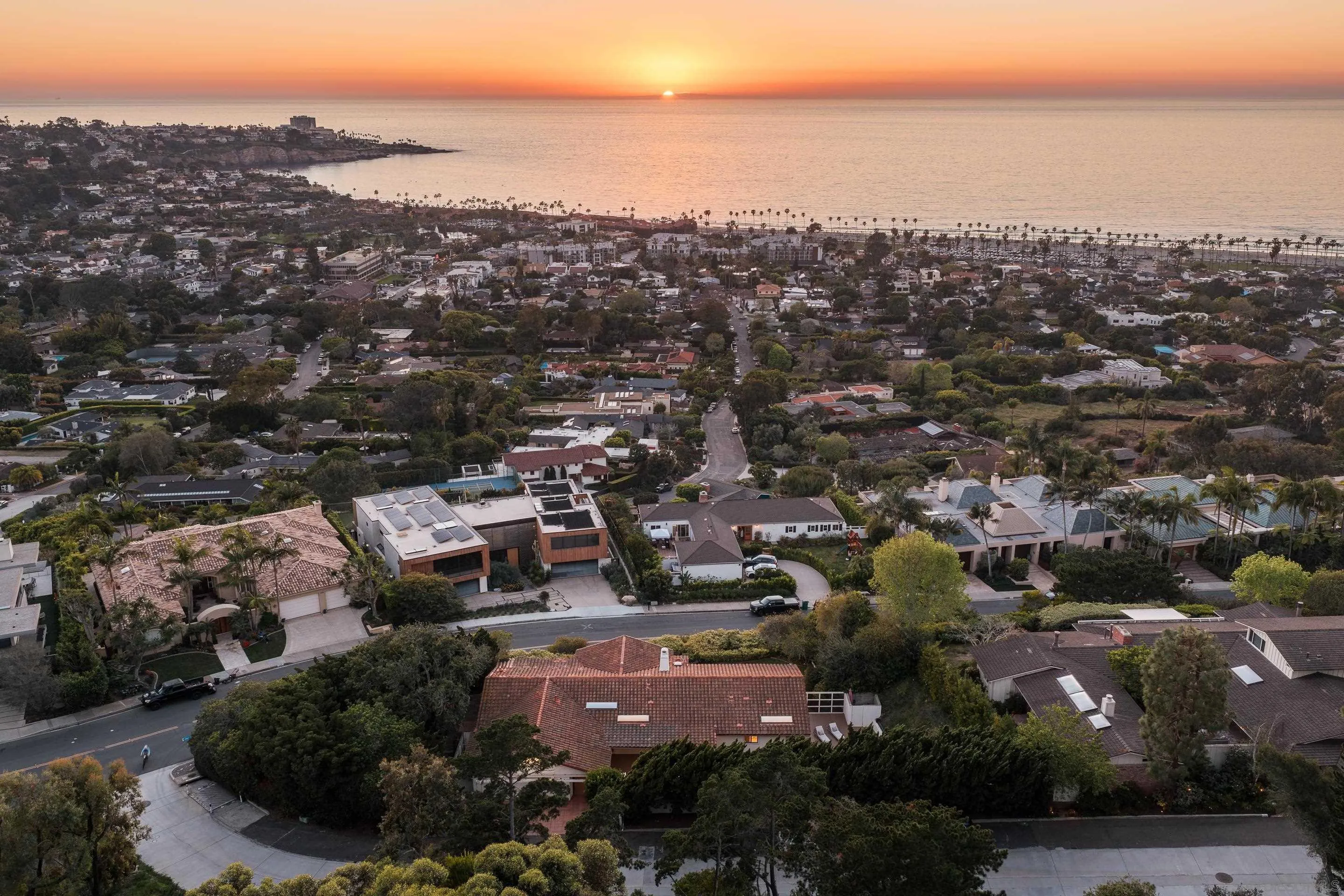 2586 Calle Del Oro