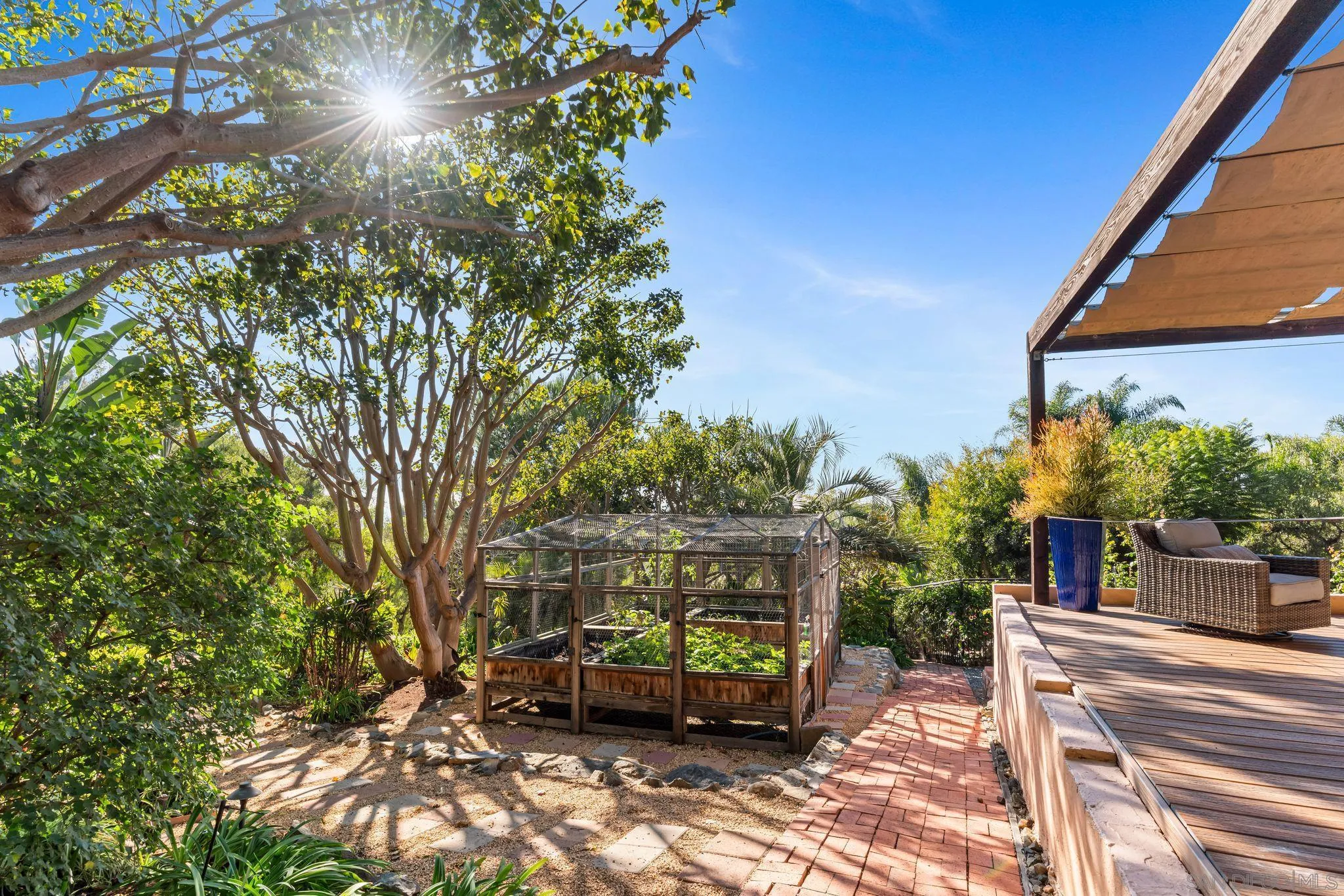 3369 Rocking Horse Cir