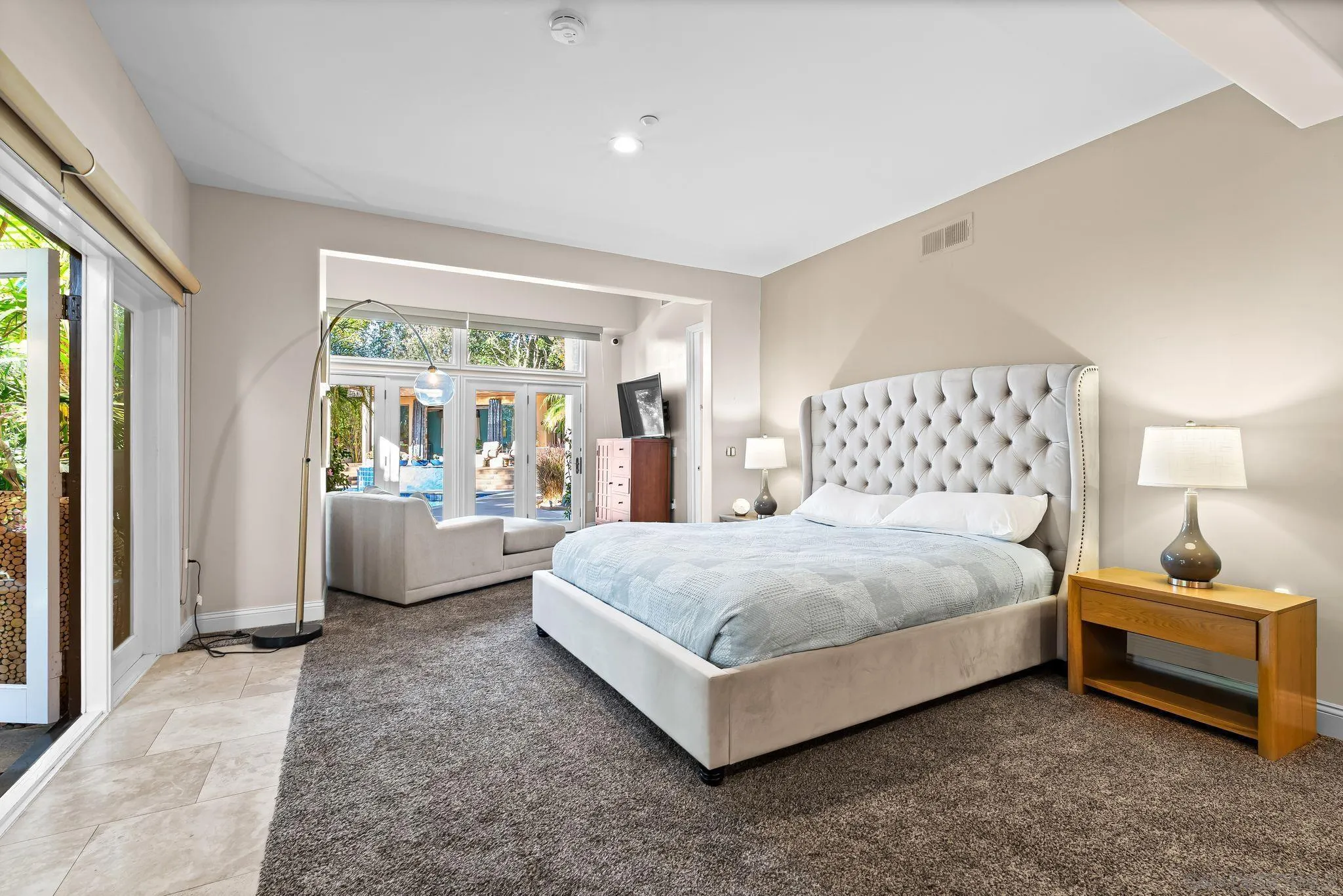 3369 Rocking Horse Cir