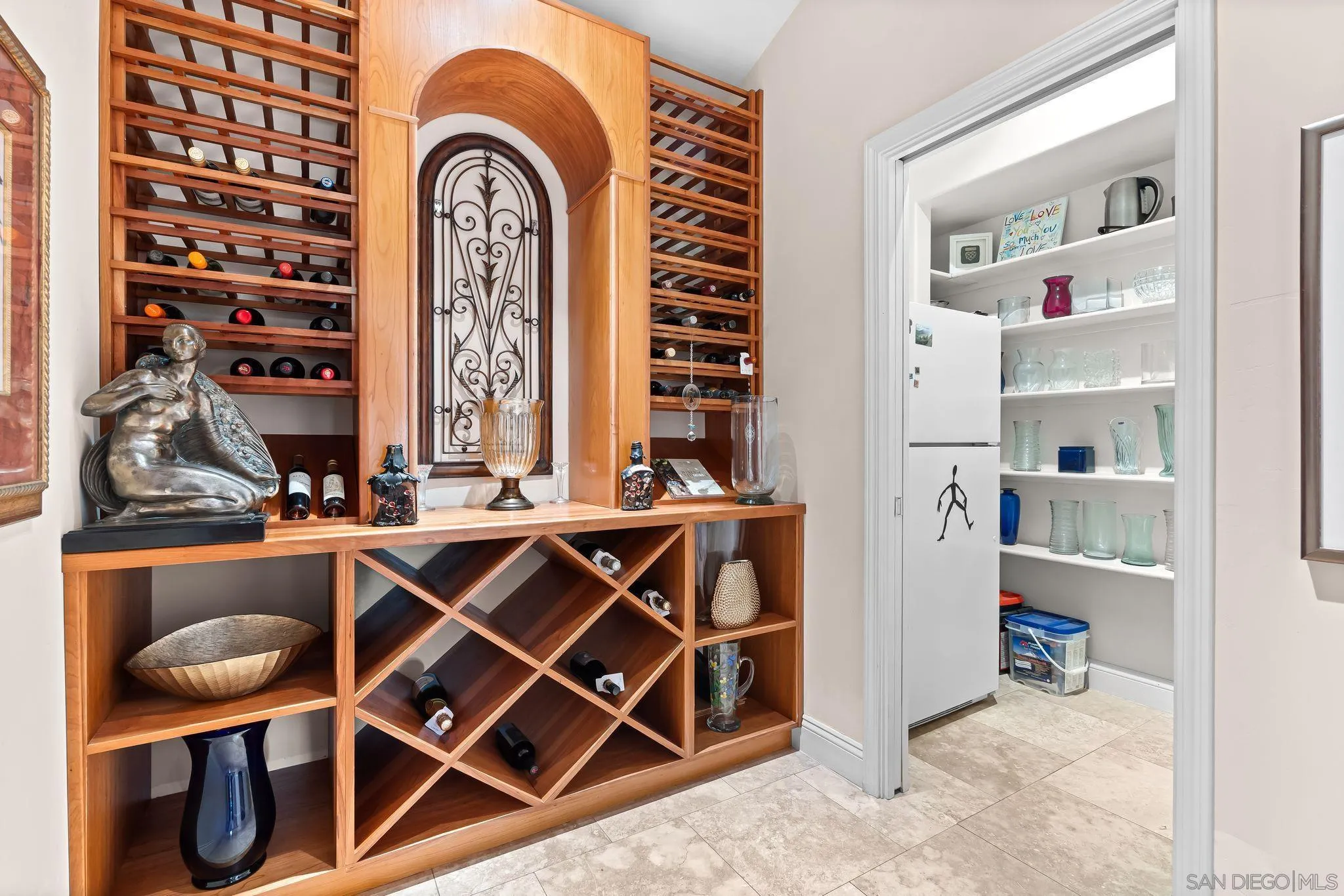 3369 Rocking Horse Cir