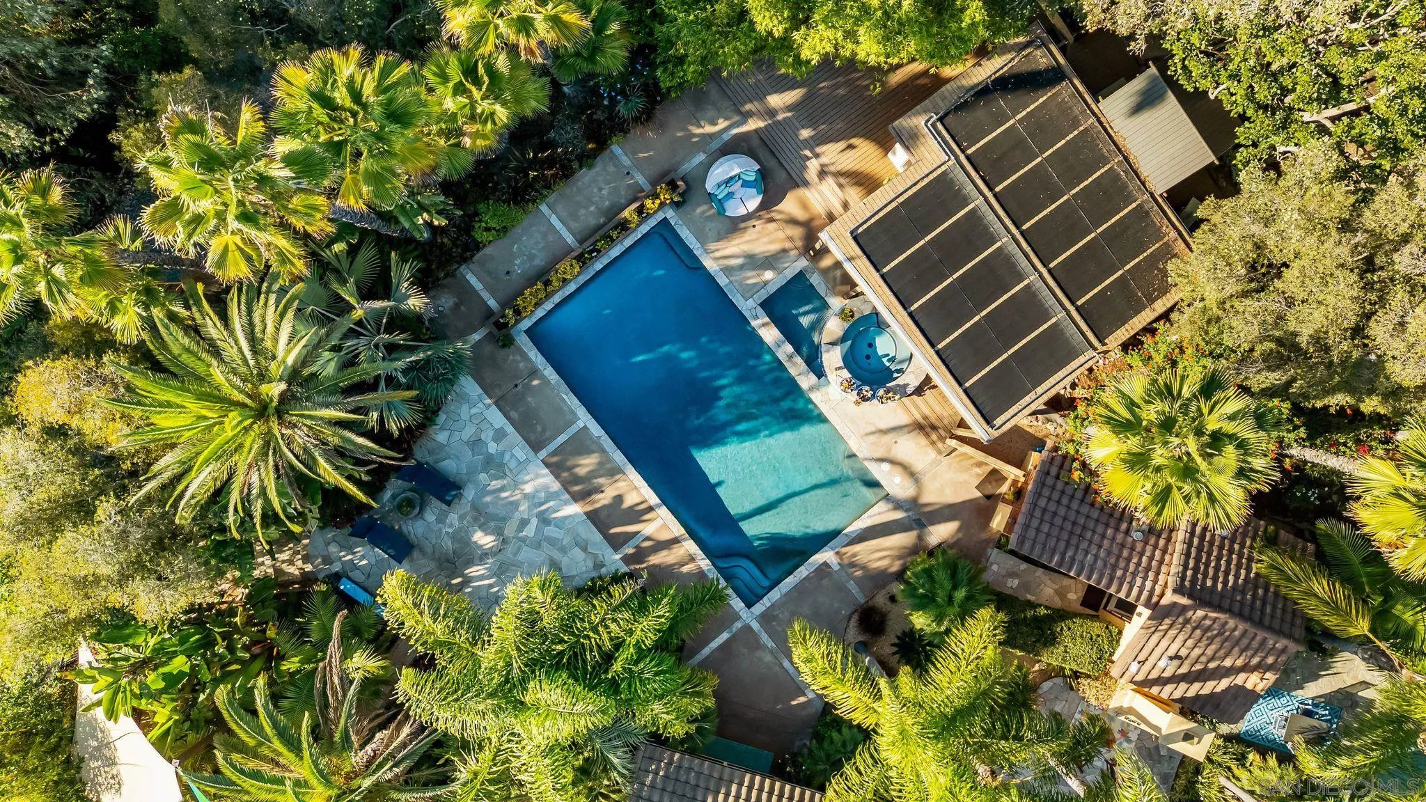 3369 Rocking Horse Cir