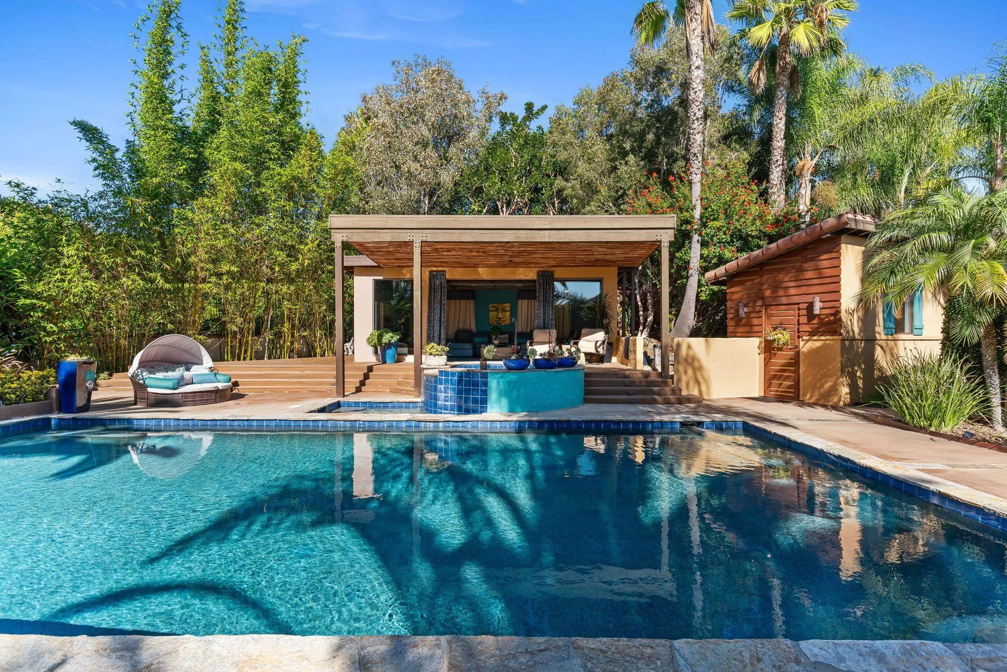 3369 Rocking Horse Cir