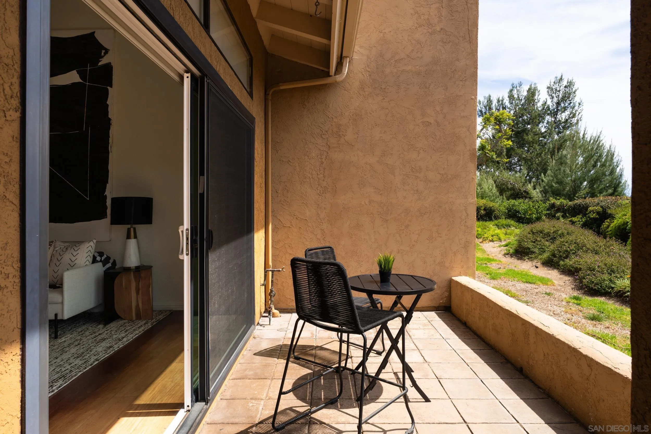 2575 Caminito Muirfield