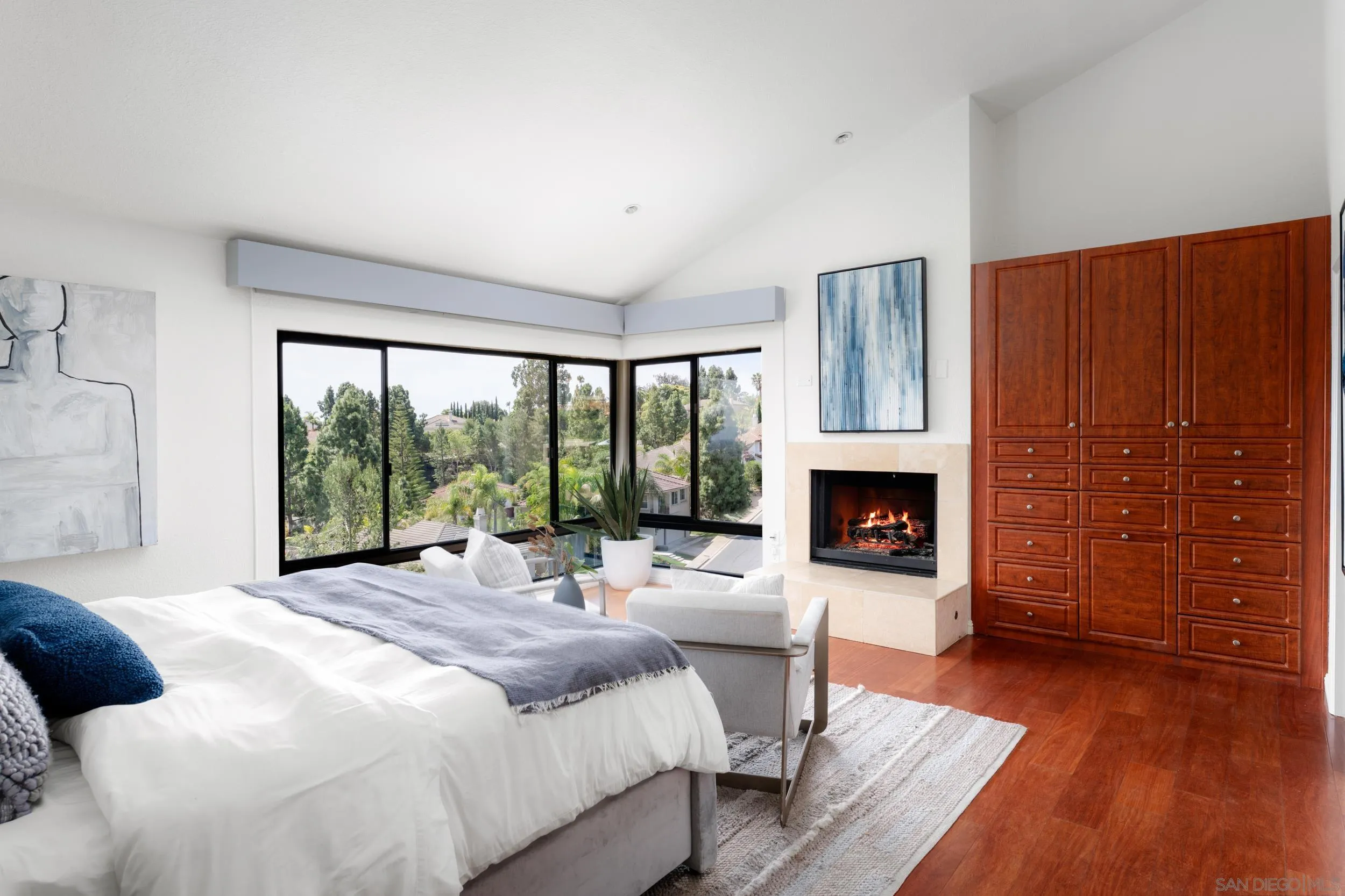 2575 Caminito Muirfield