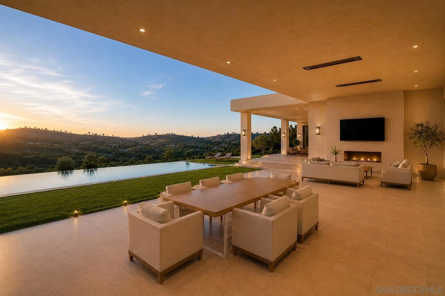 6858 Las Colinas