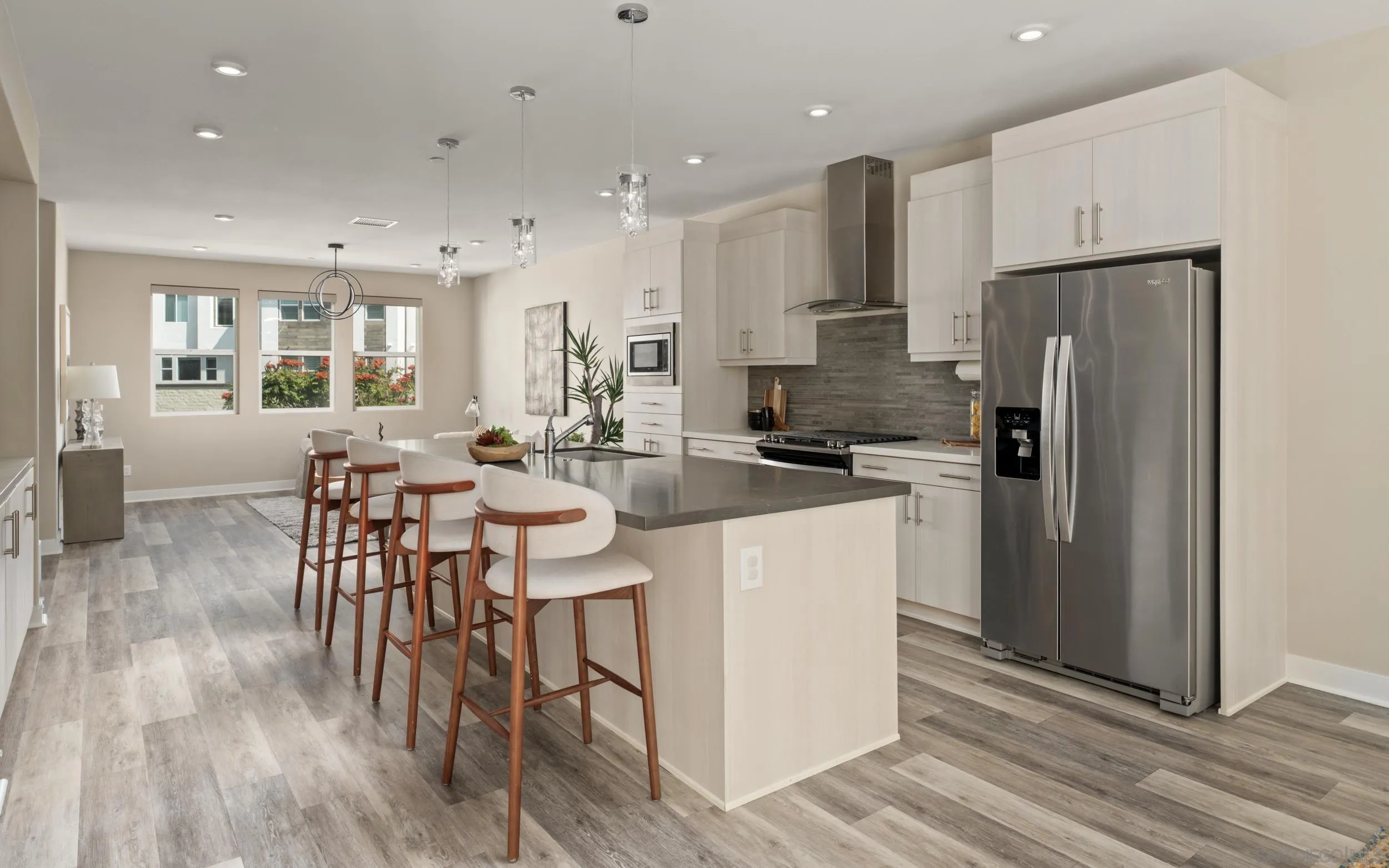 2804 Avella Circle