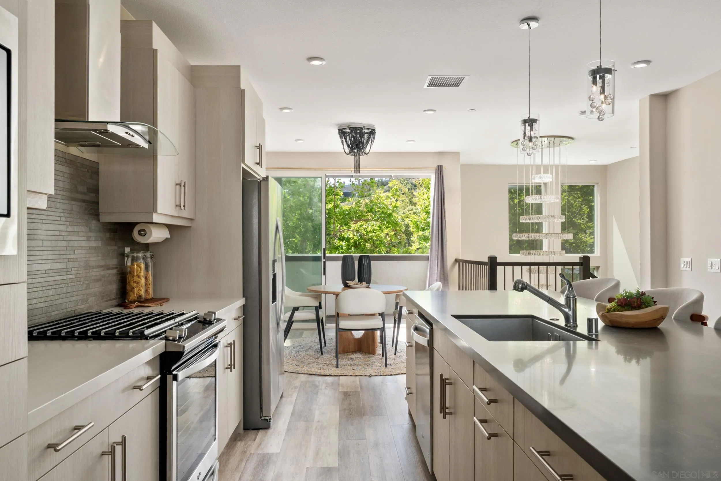 2804 Avella Circle
