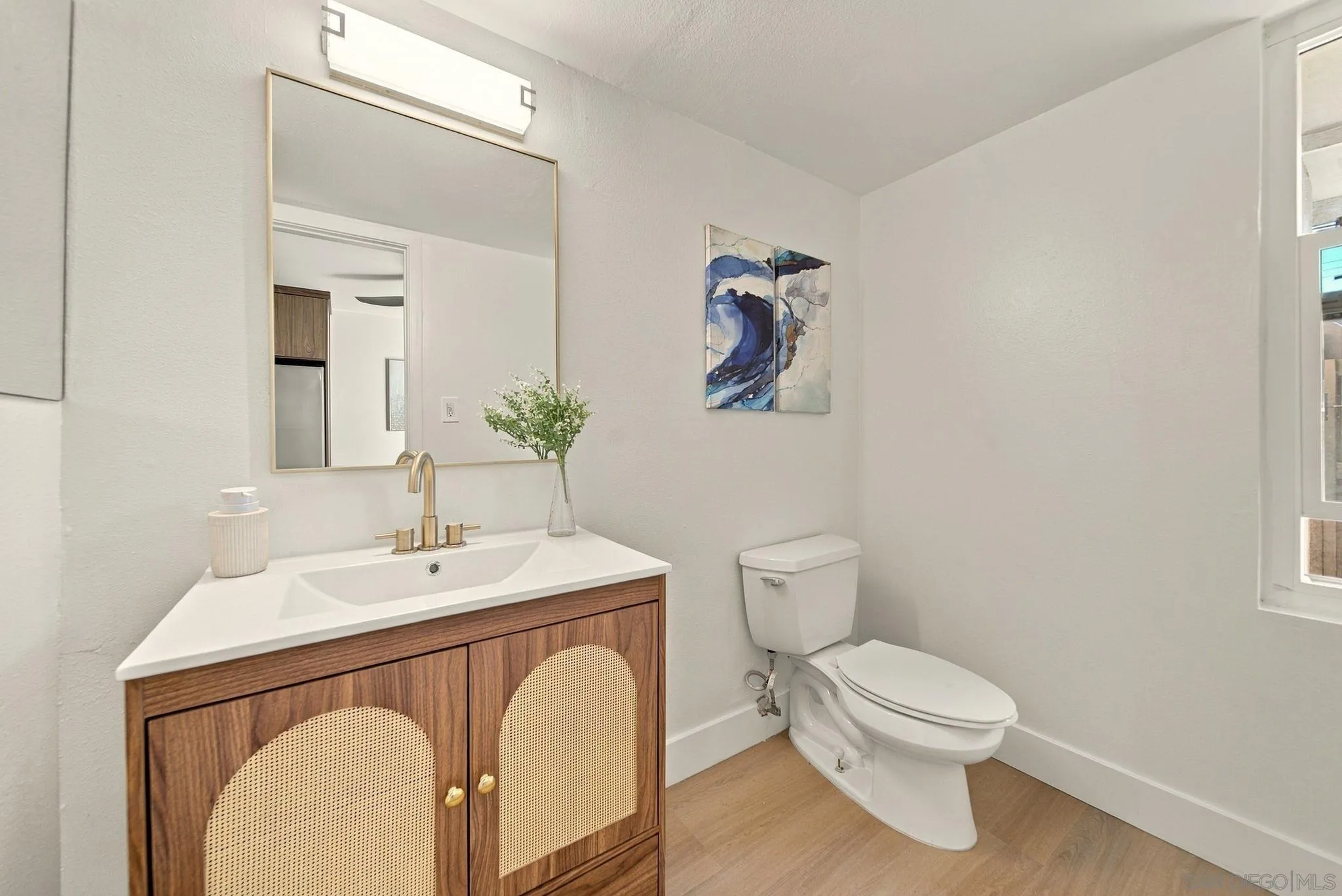 435 Woodlawn Ave Unit D