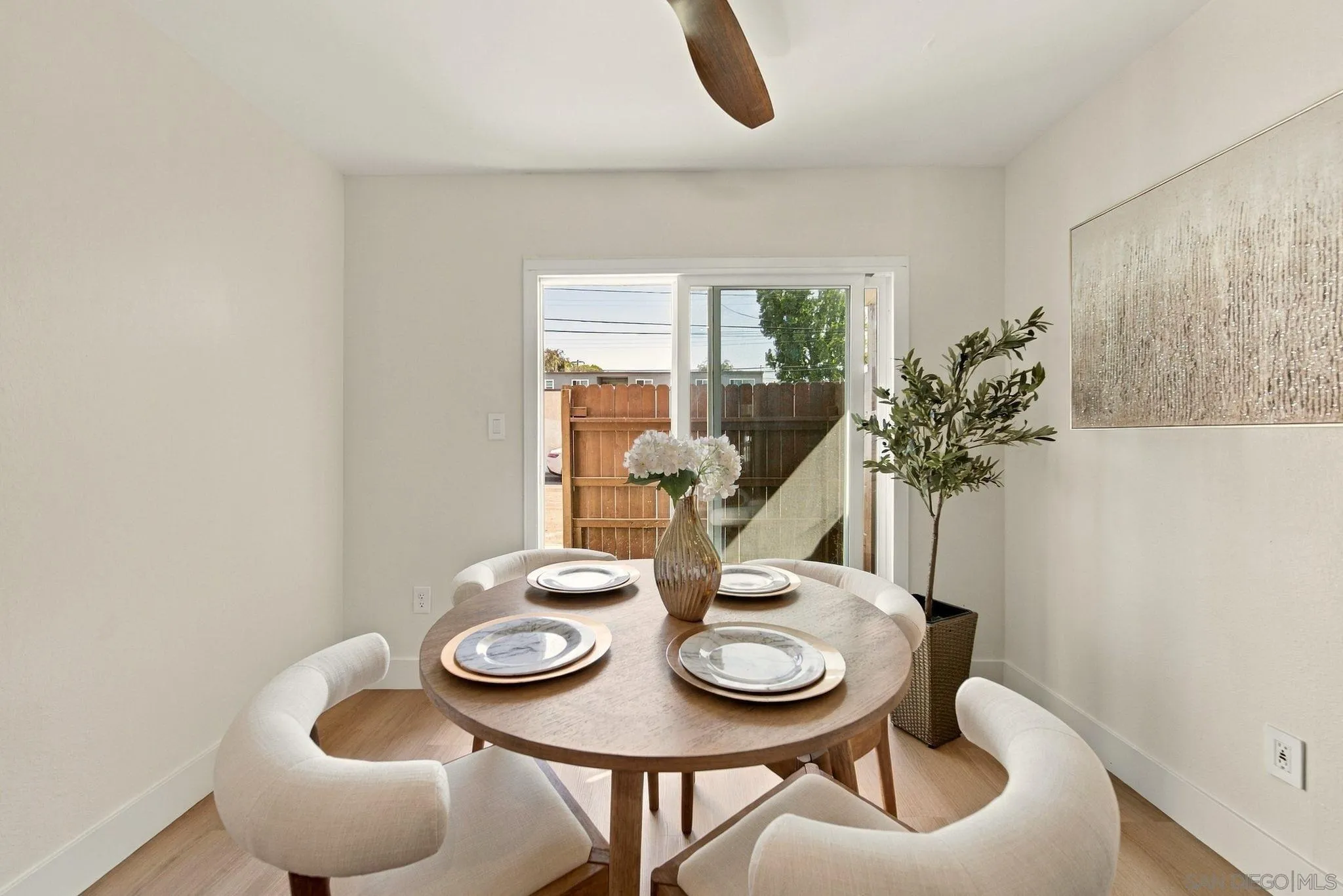 435 Woodlawn Ave Unit D