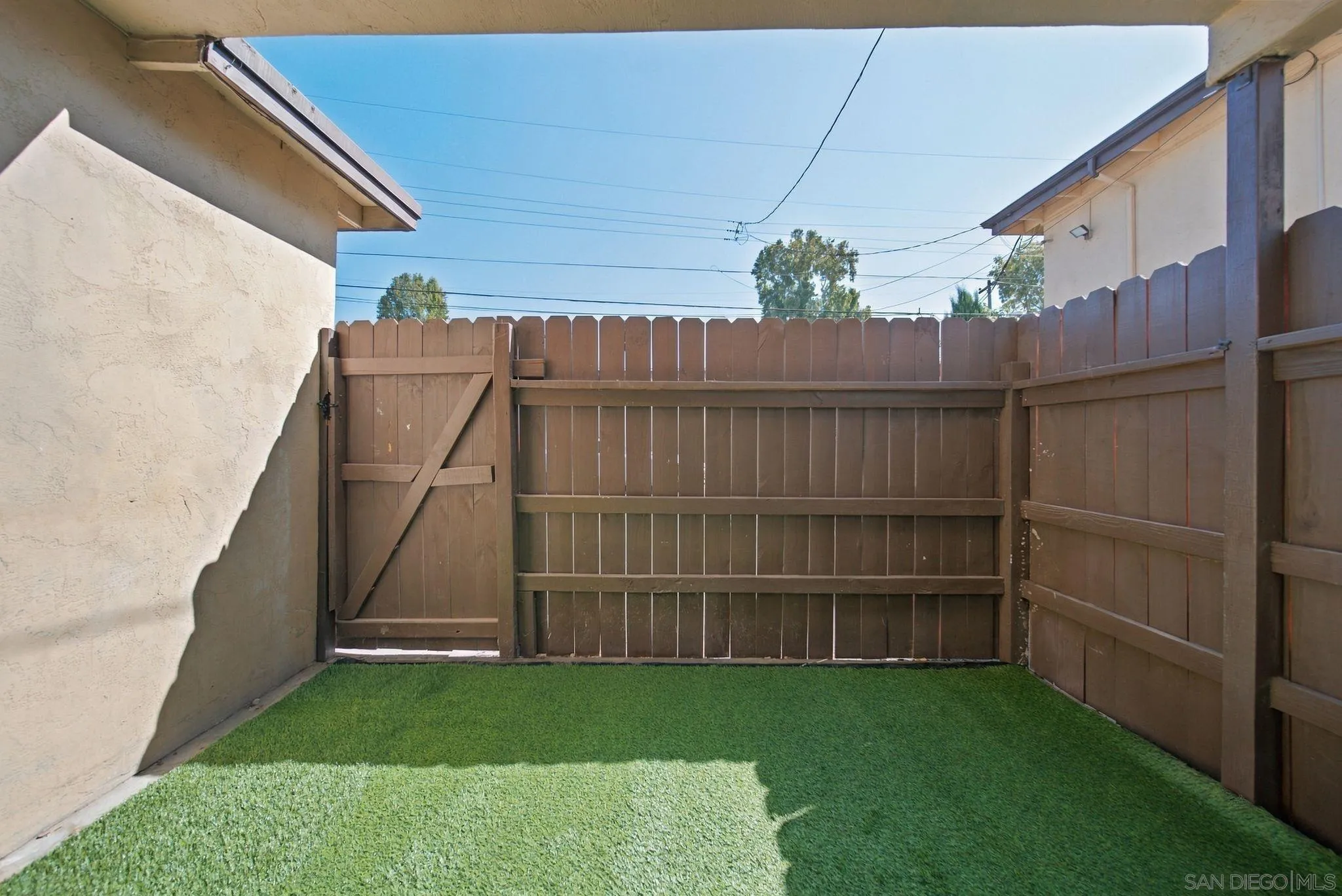 435 Woodlawn Ave Unit D