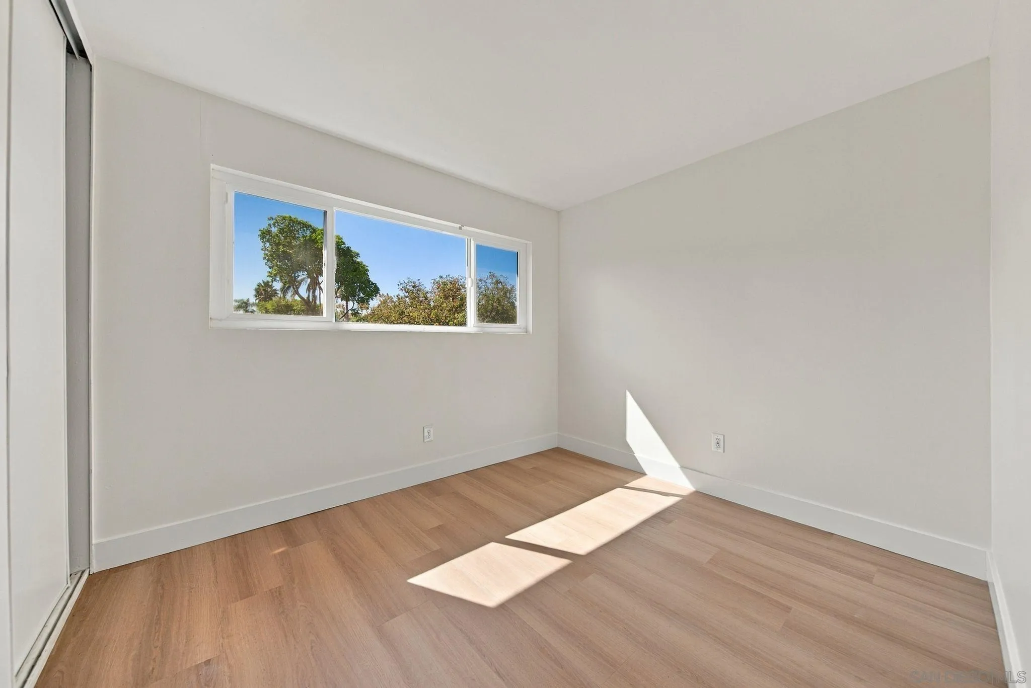 435 Woodlawn Ave Unit D