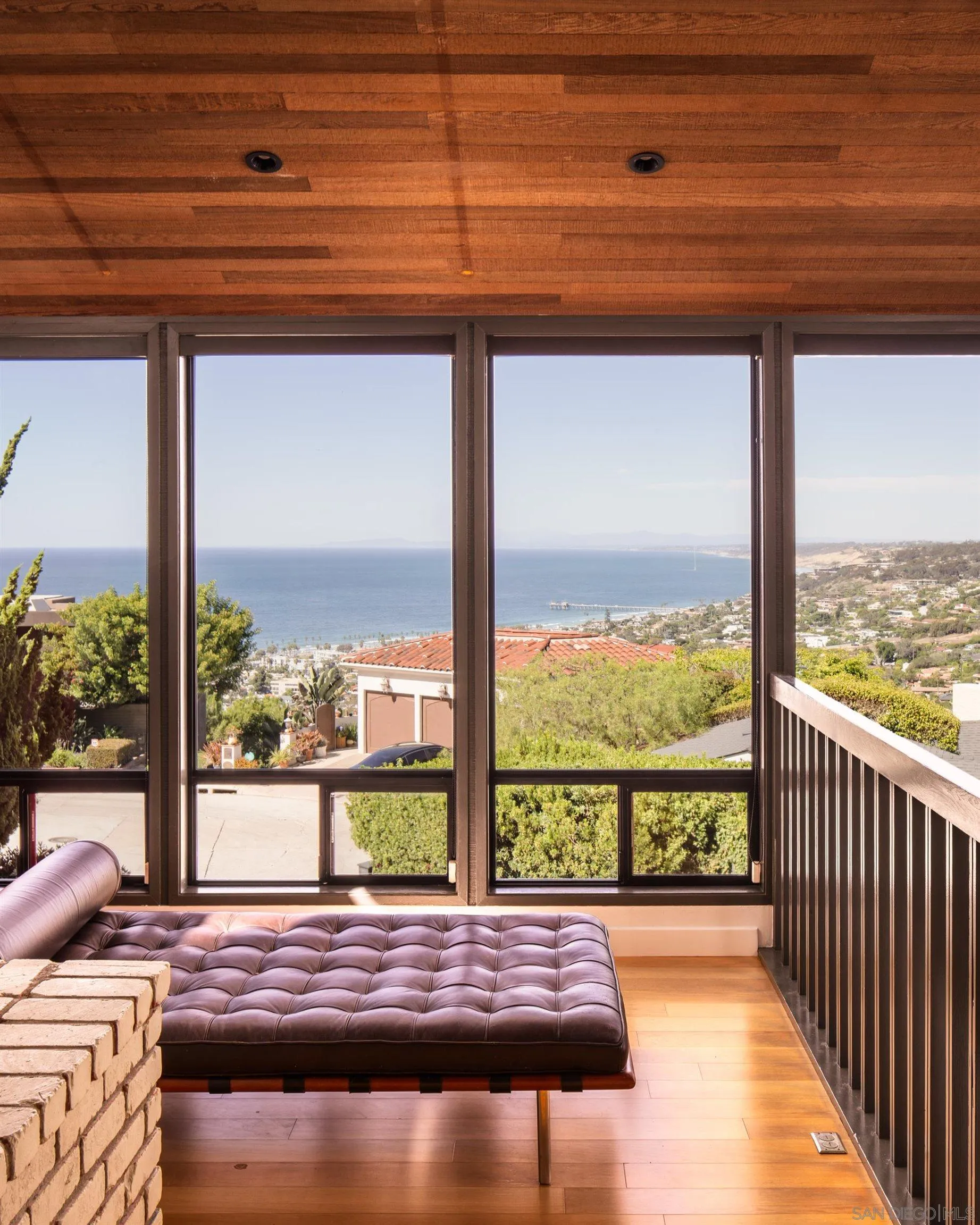 2551 Via Viesta