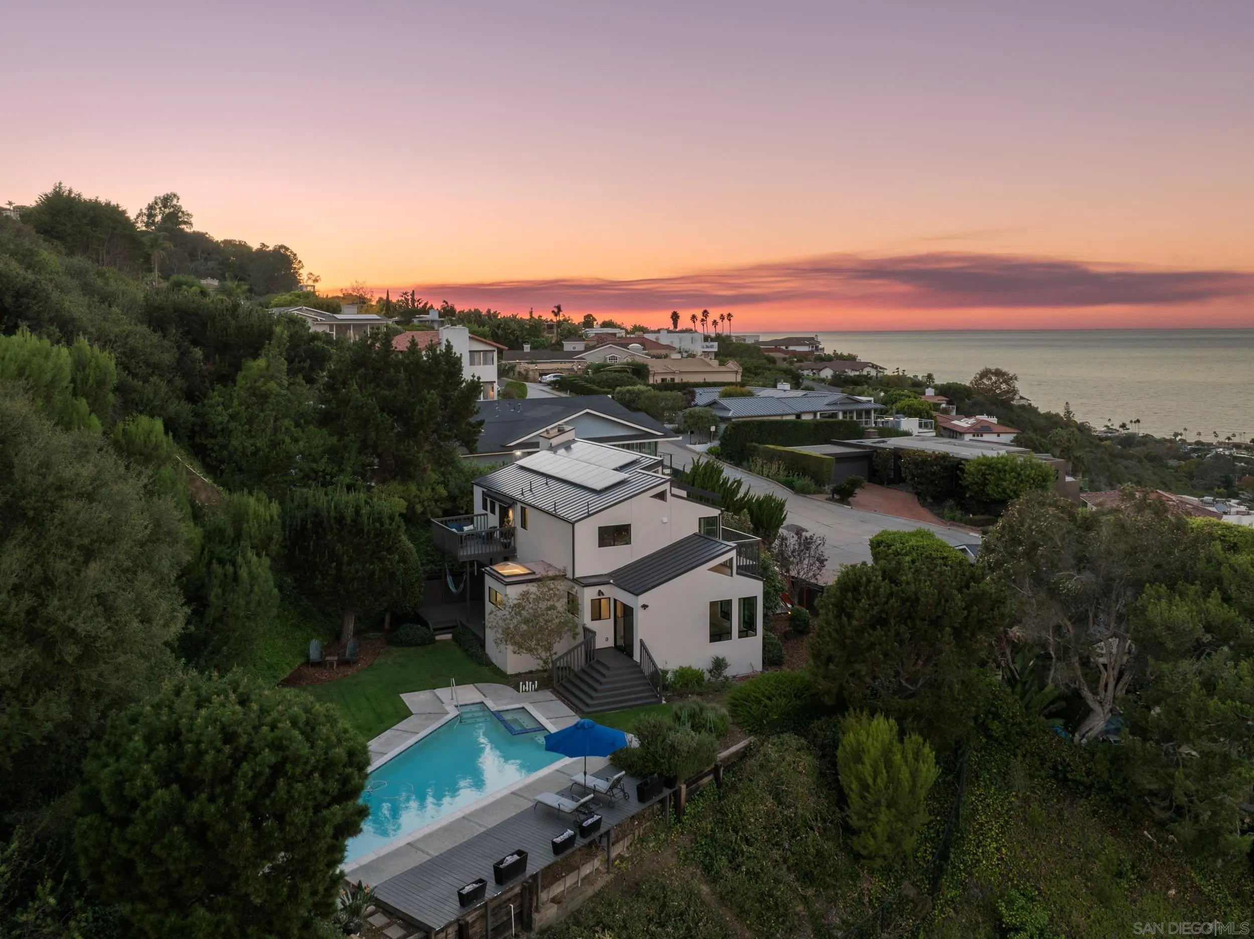 2551 Via Viesta