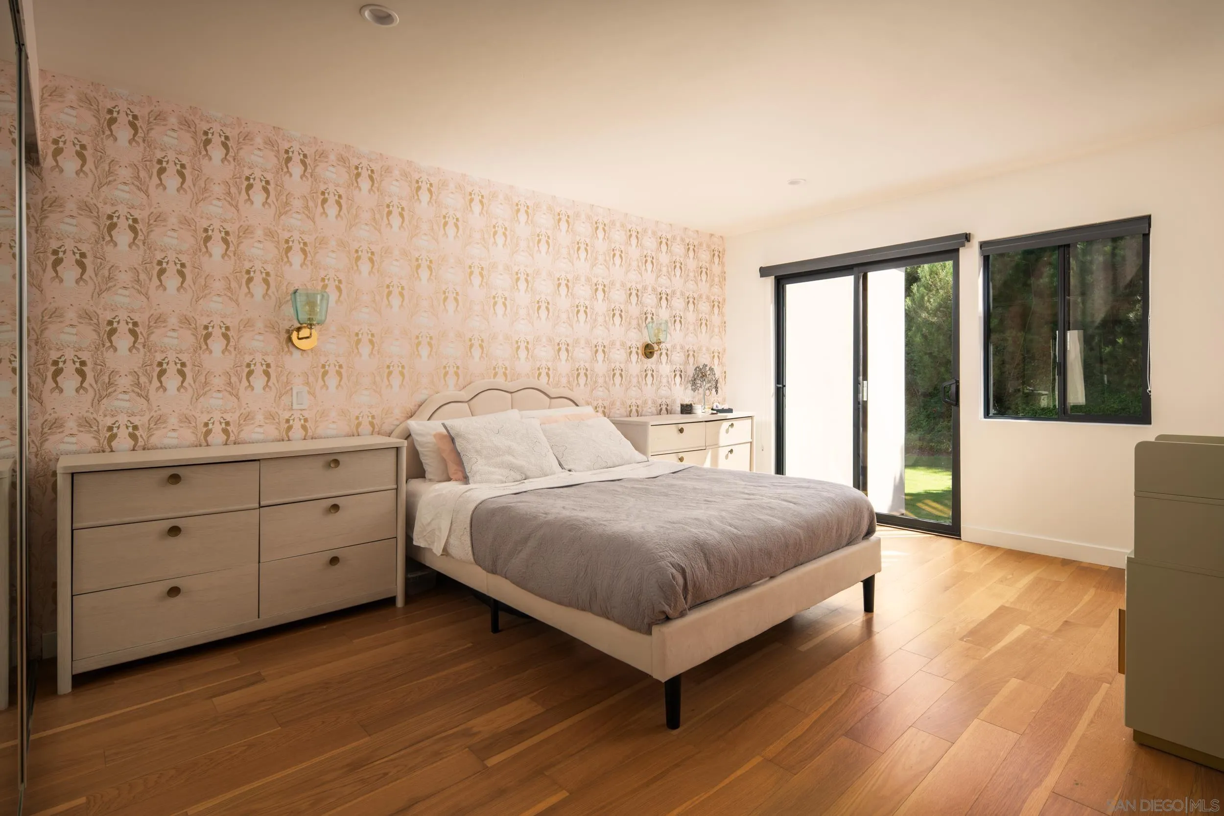 2551 Via Viesta