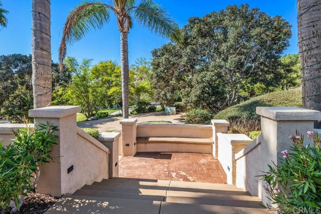 7345 Vista Rancho Ct