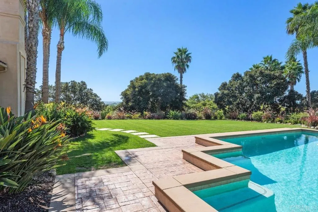 7345 Vista Rancho Ct