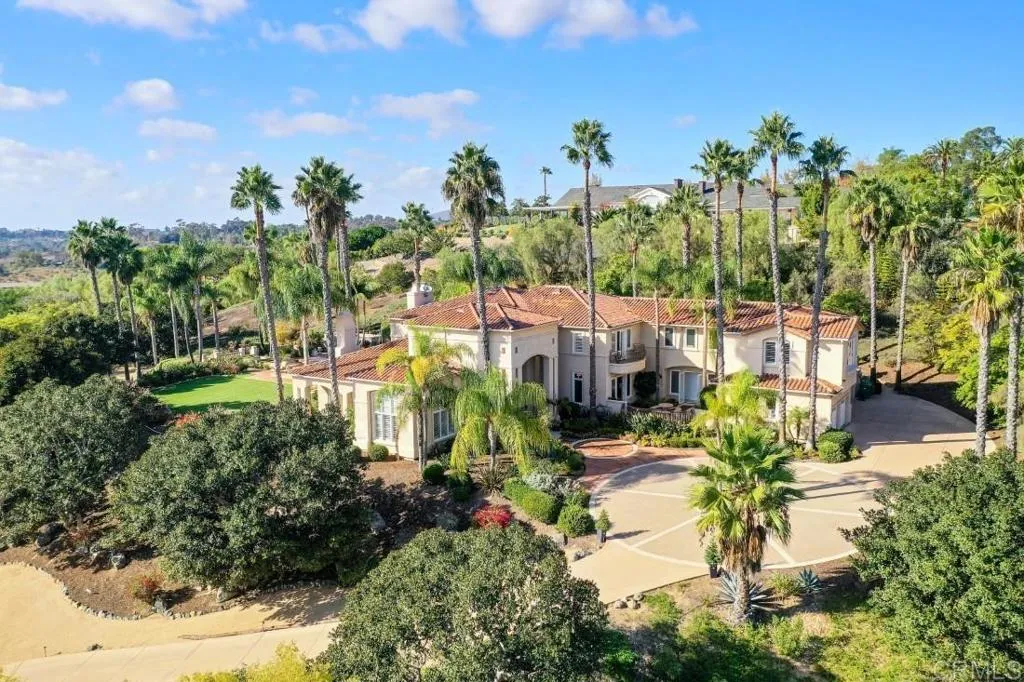 7345 Vista Rancho Ct