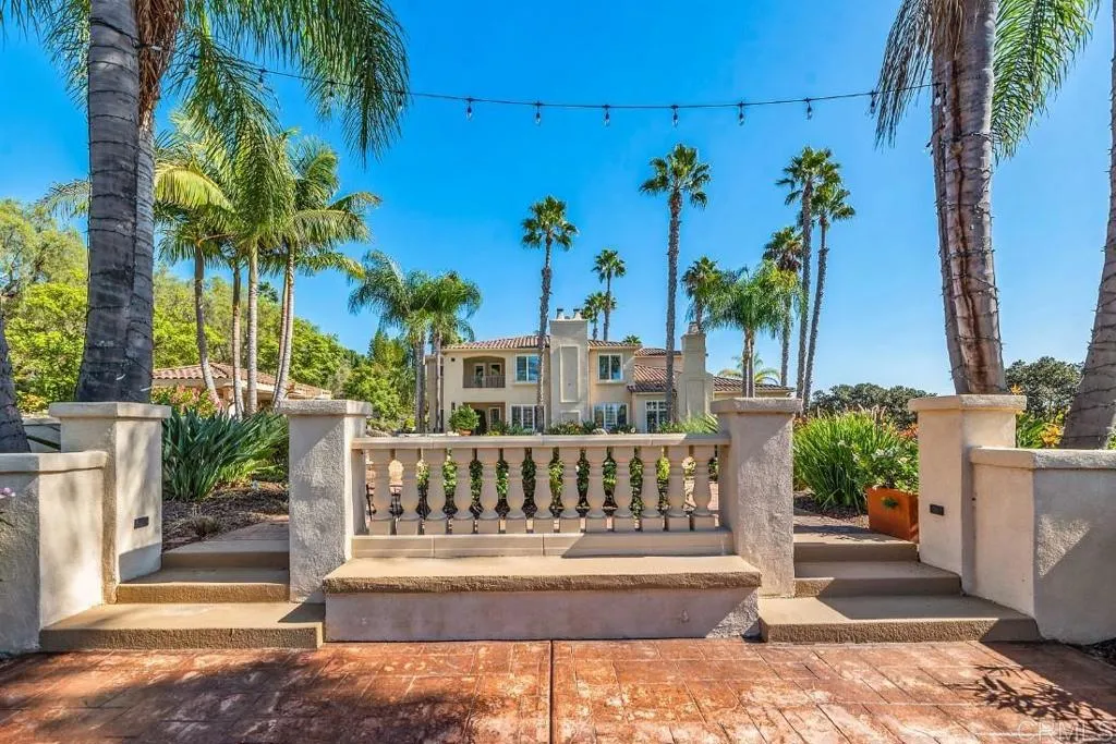 7345 Vista Rancho Ct