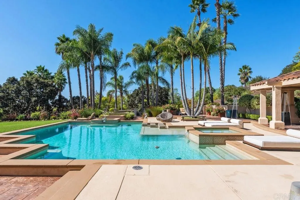 7345 Vista Rancho Ct