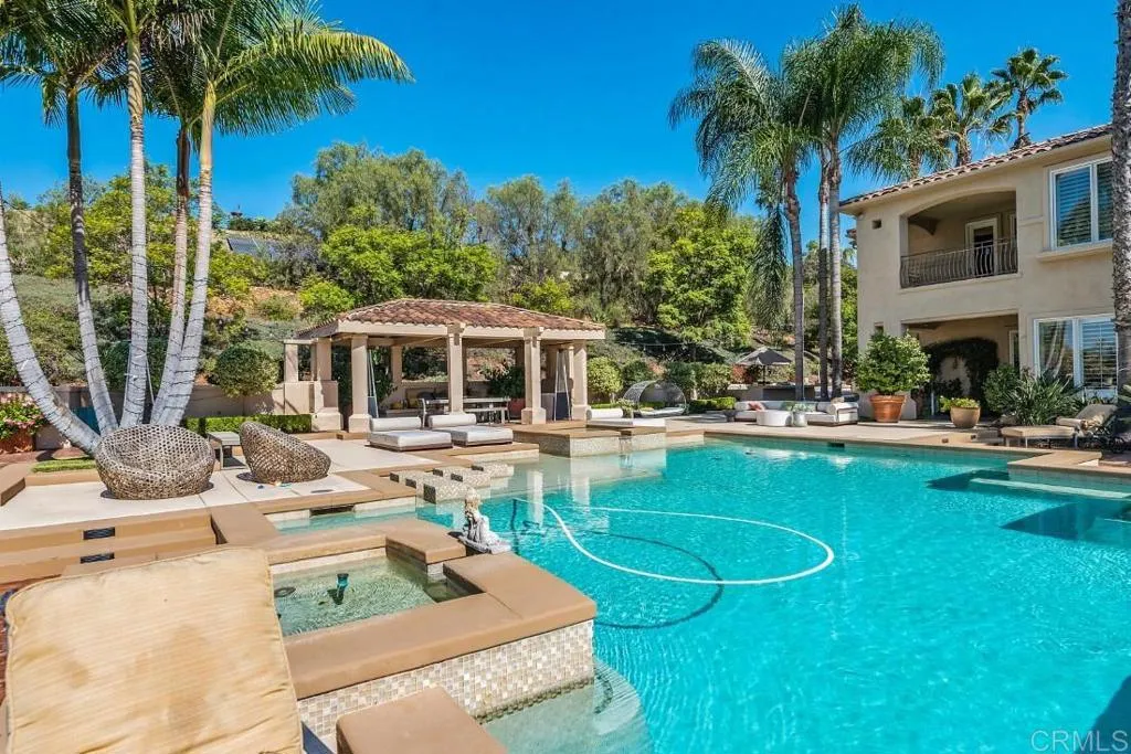 7345 Vista Rancho Ct