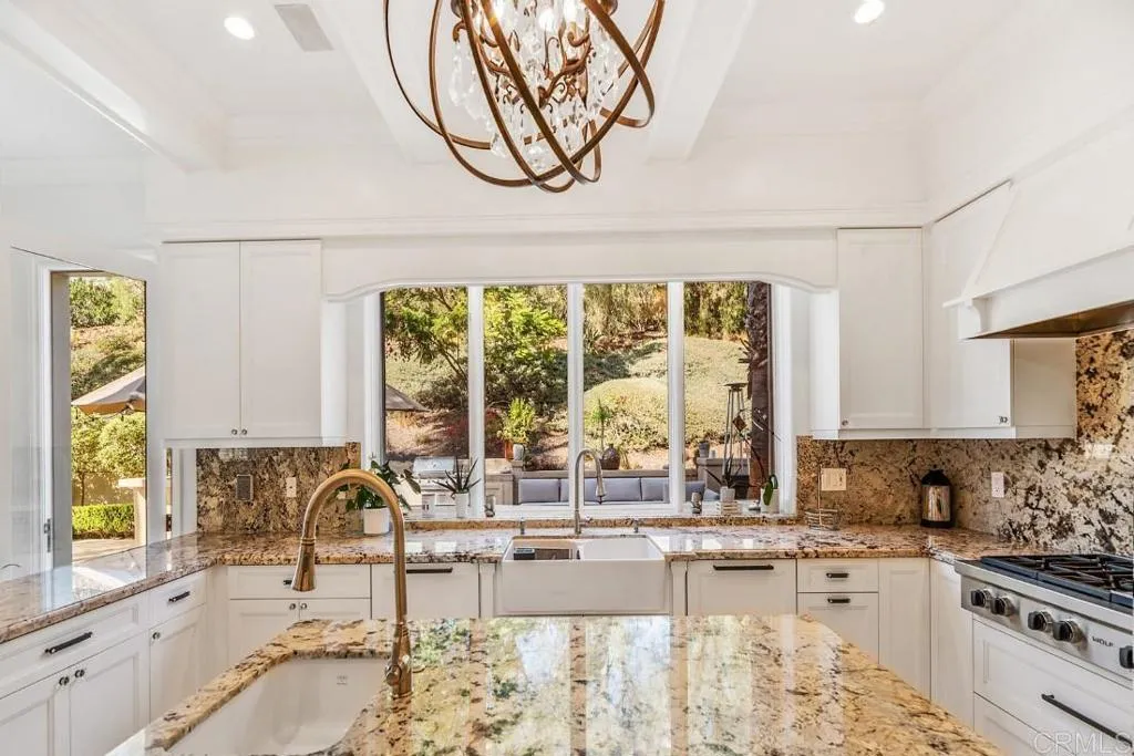 7345 Vista Rancho Ct