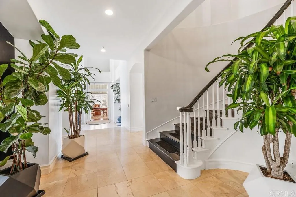 7345 Vista Rancho Ct