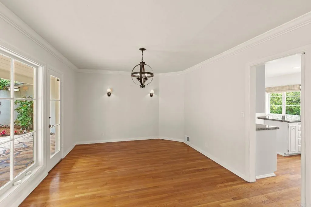 7851 Hillside Drive