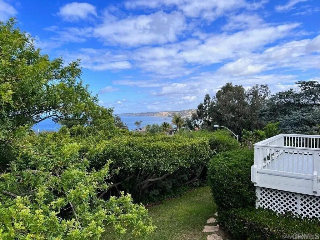 7851 Hillside Drive