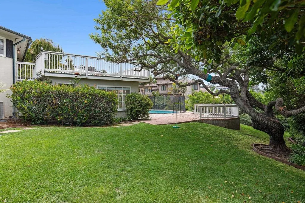 7851 Hillside Drive