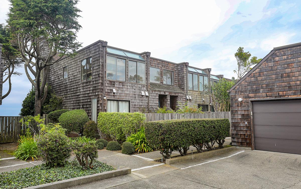 270 Beachview Avenue 14