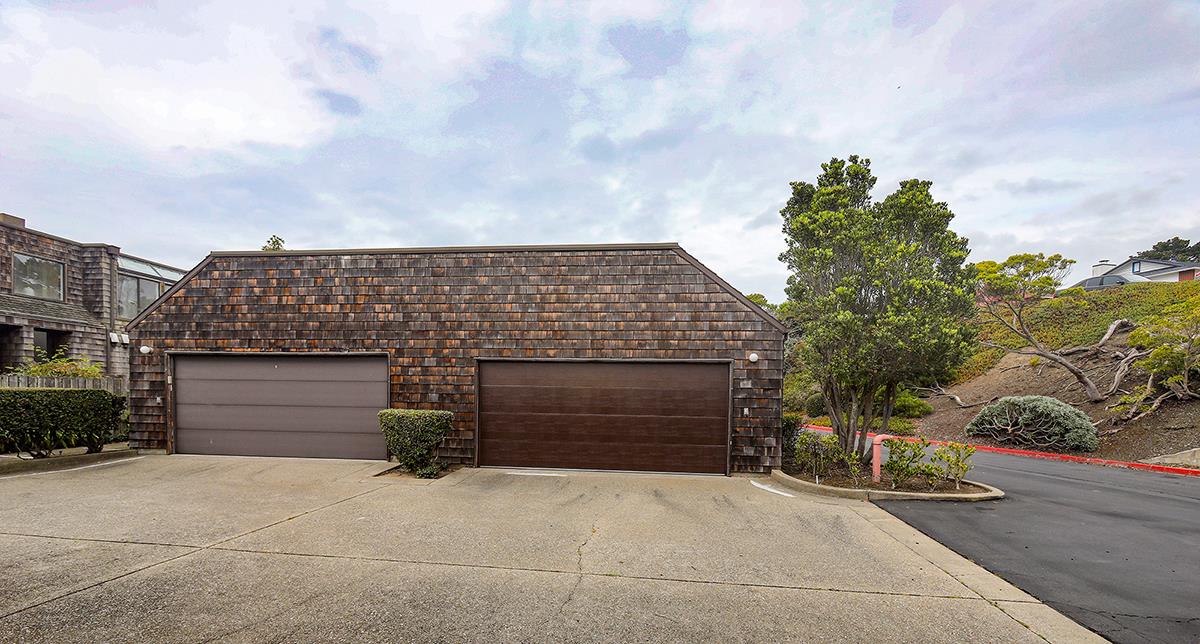 270 Beachview Avenue 14