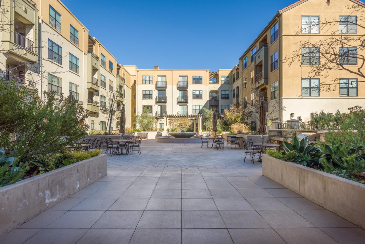 1001 Laurel Street 214