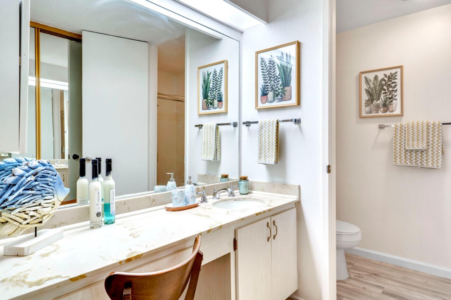 2226 Shelter Creek Lane