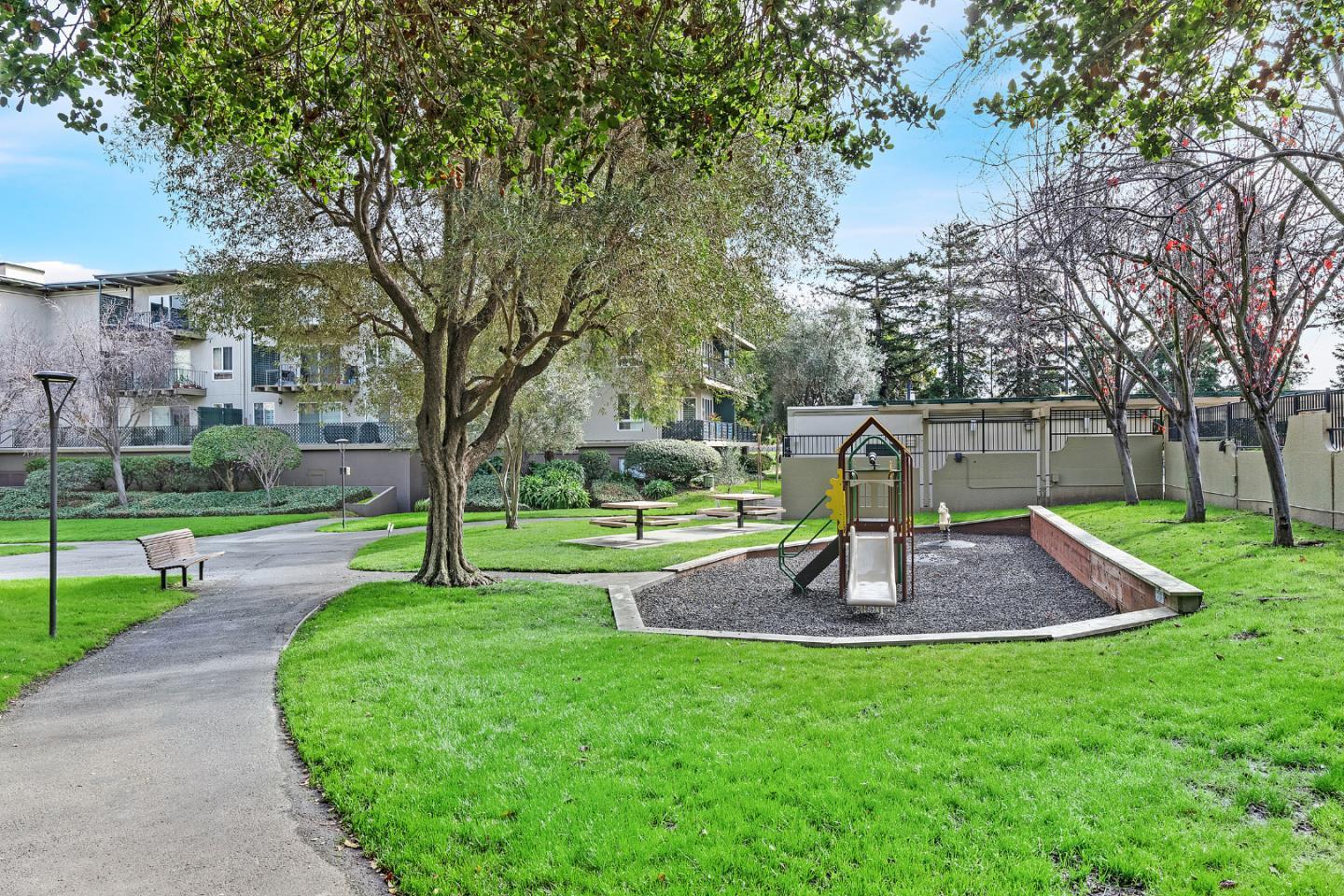 800 North Delaware Street 308