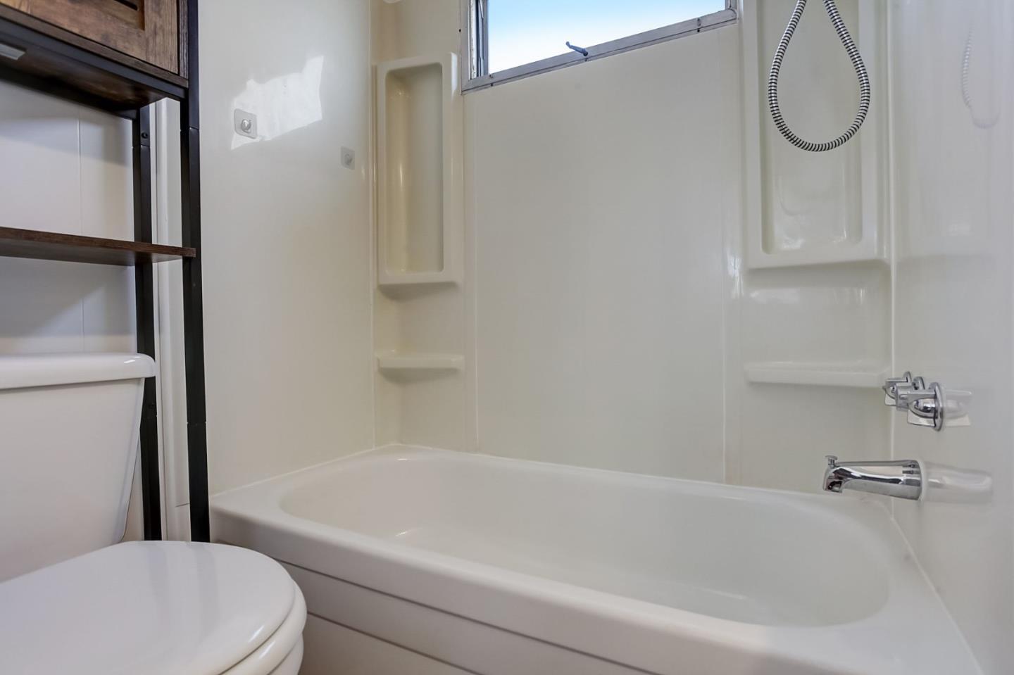 1700 El Camino Real Unit: 17-11