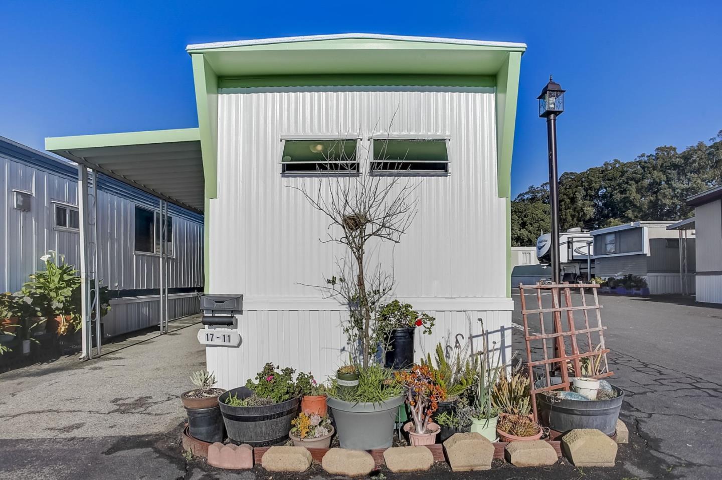 1700 El Camino Real Unit: 17-11