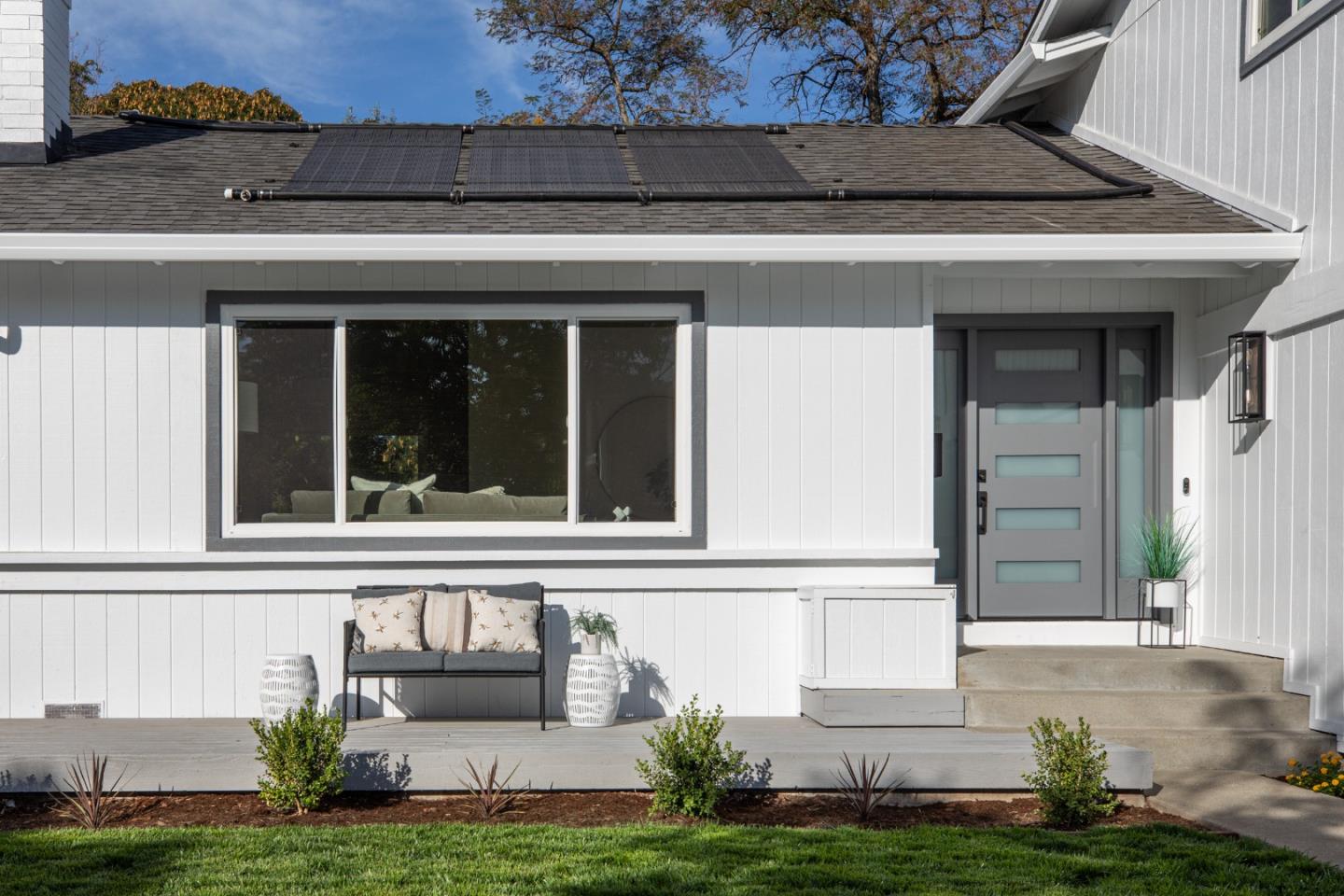 3935 Wellington Square