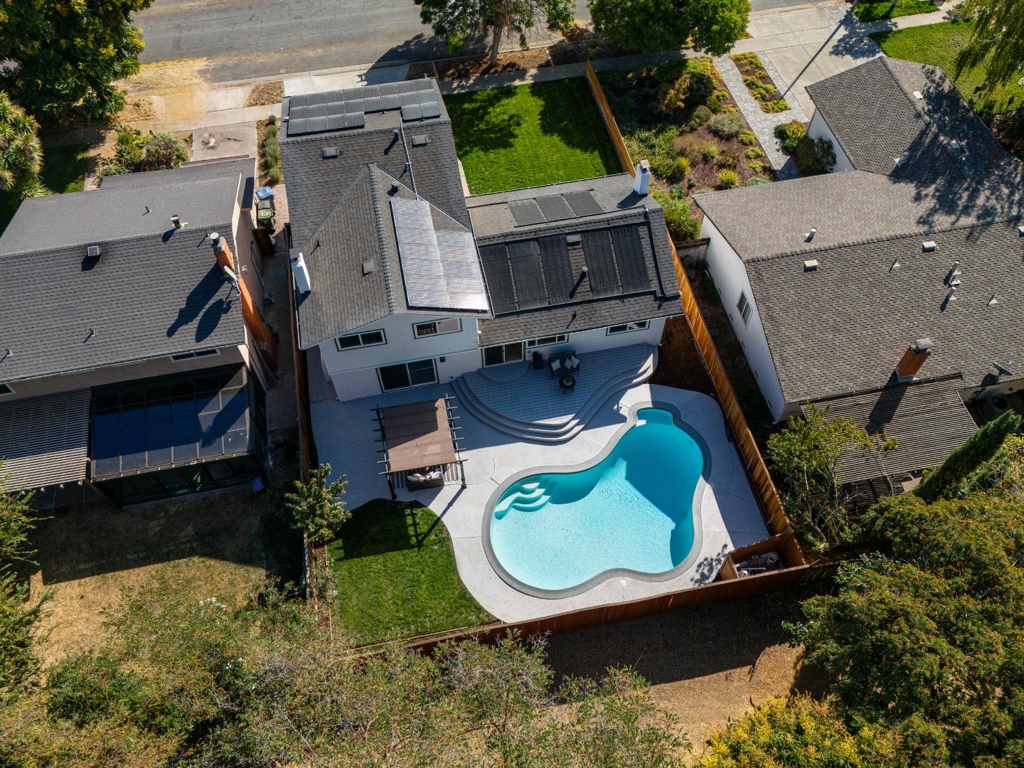 3935 Wellington Square