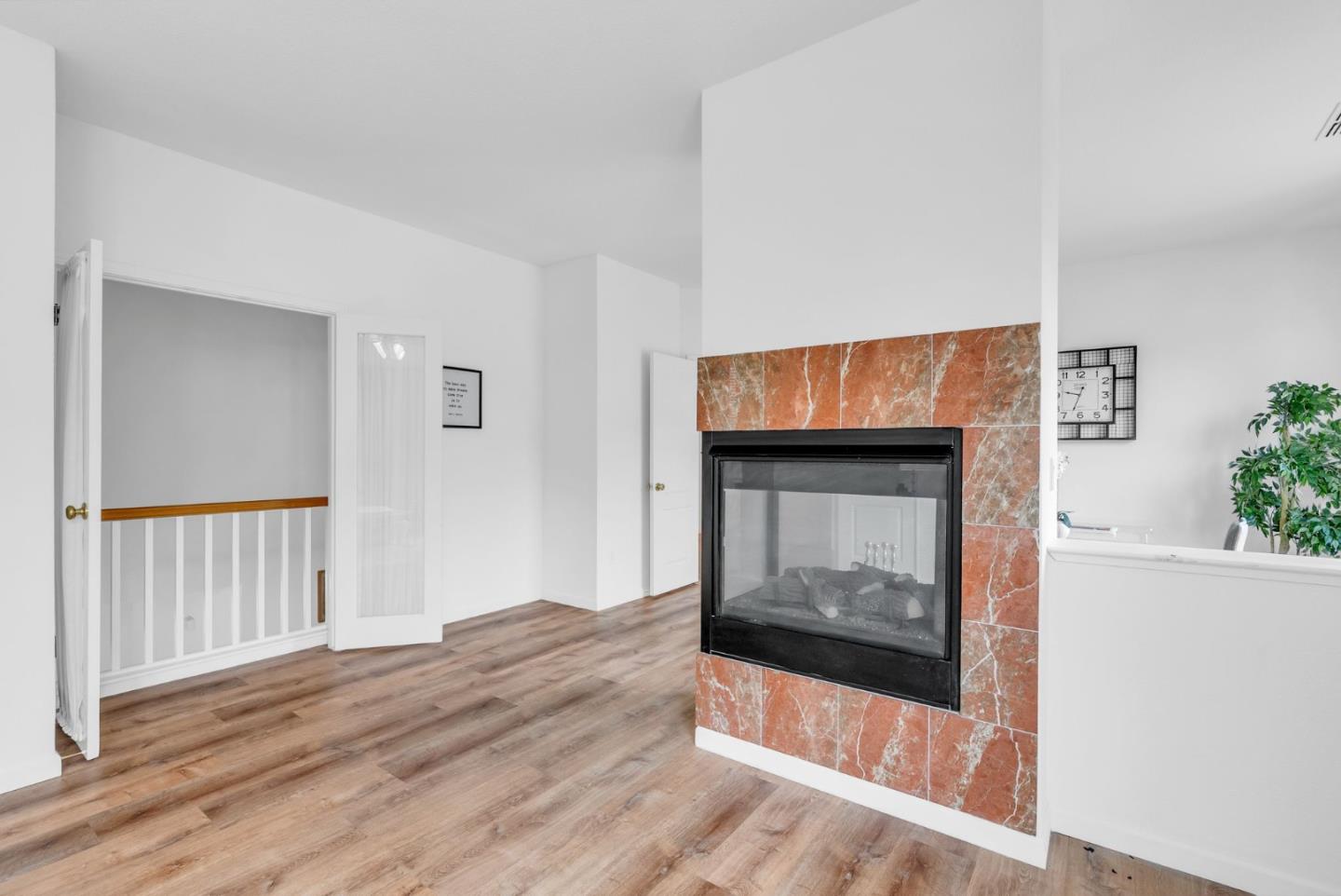 2527 Cambridge Drive