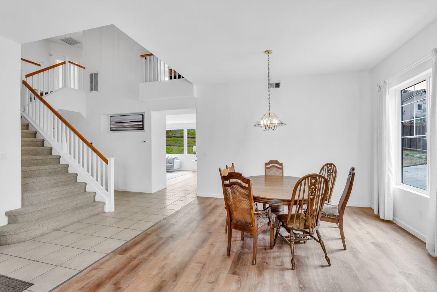 2527 Cambridge Drive