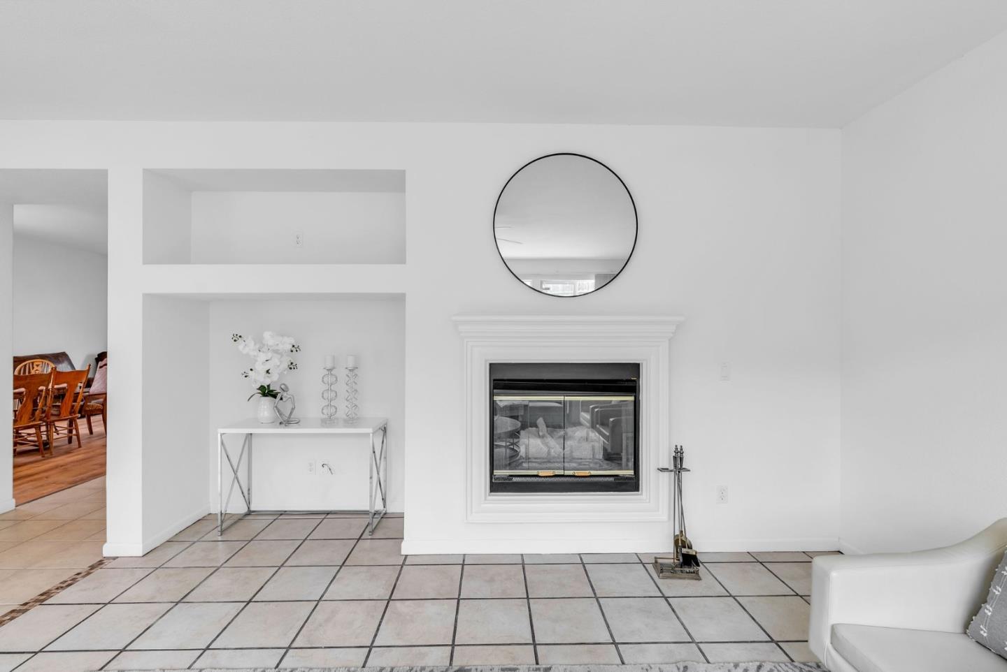 2527 Cambridge Drive