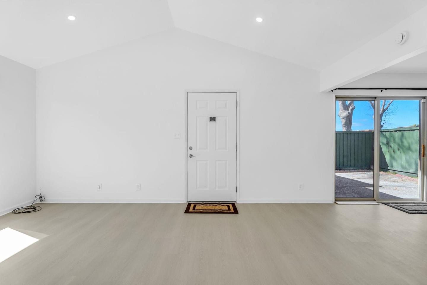 27836 Hummingbird Court