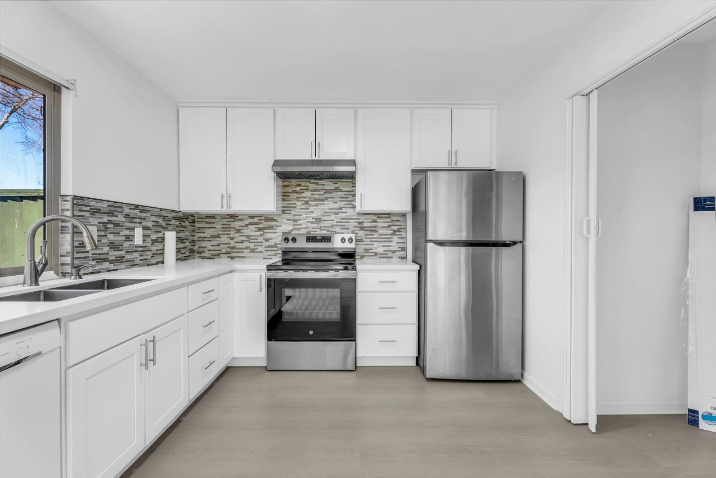 27836 Hummingbird Court