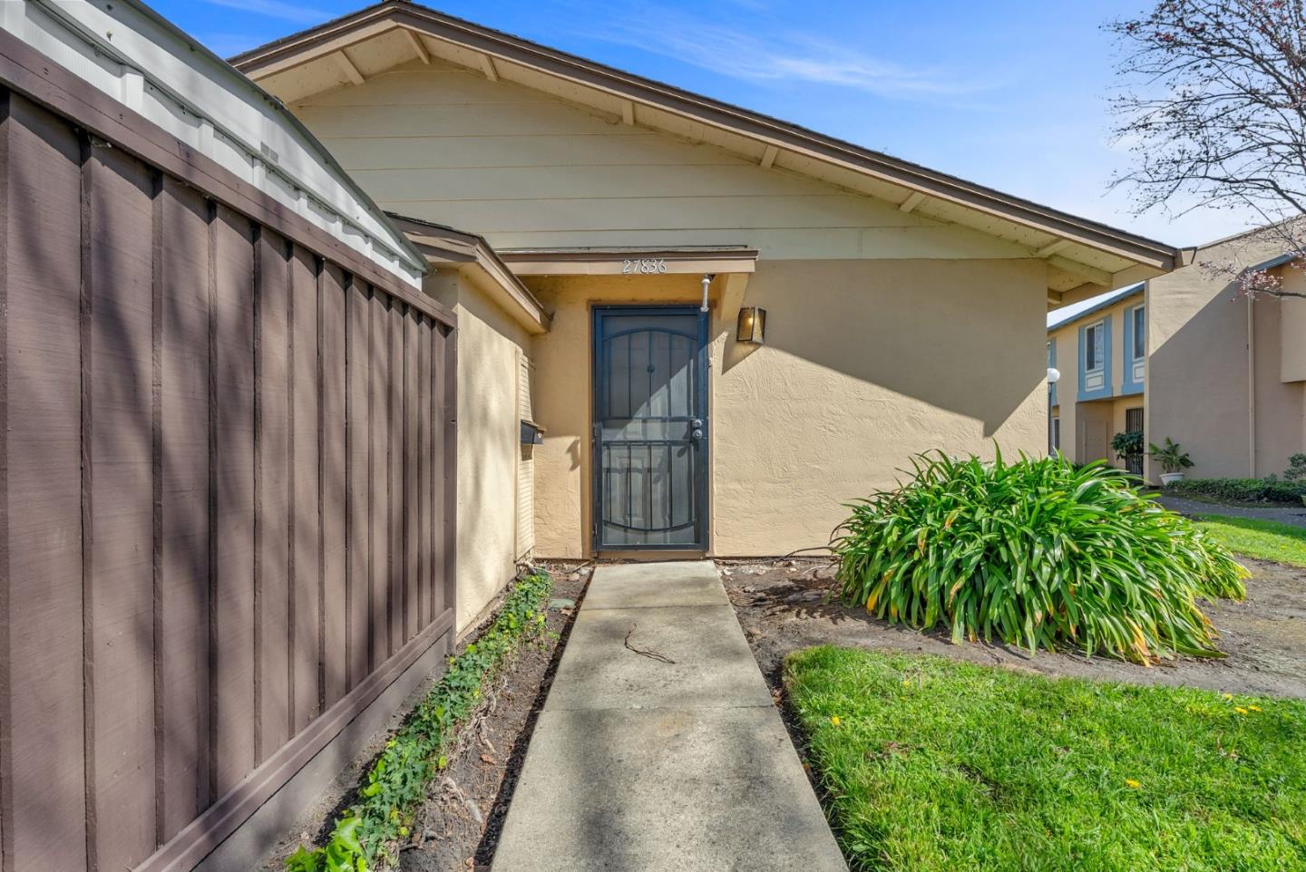 27836 Hummingbird Court